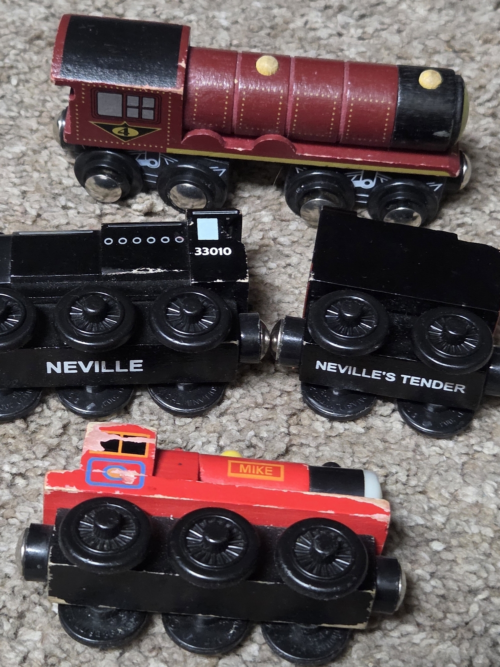 Huge Lot Wood Wooden Trains Some Thomas Engines Cars Train